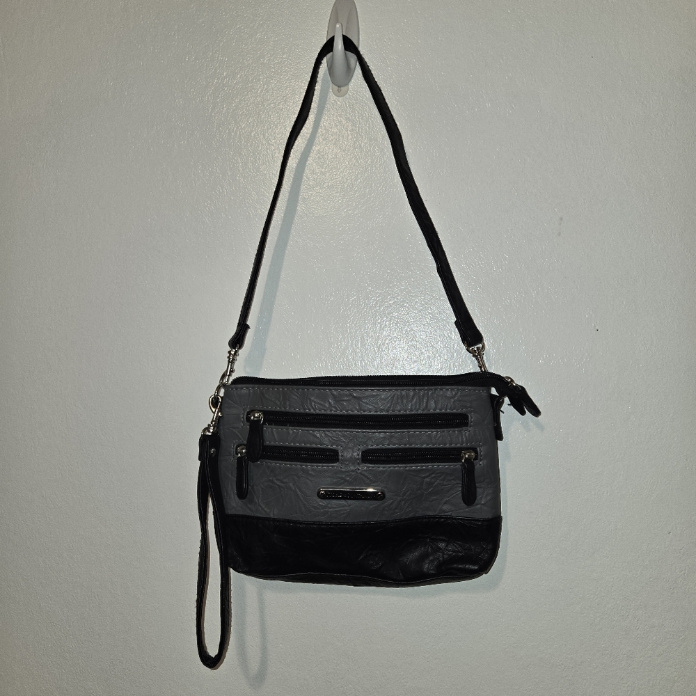 Stone Mountain Black Gray Leather Hand Bag Wristlet Detatchable Strap